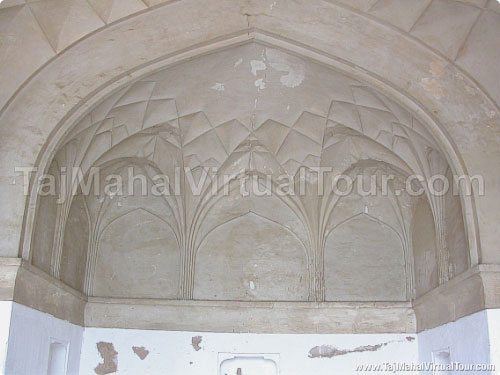 Design of roof of Akbar Tomb, inherited from Macca