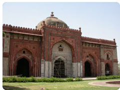 Qal' A-I-Kuhna-Masjid