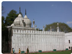 Moti Masjid