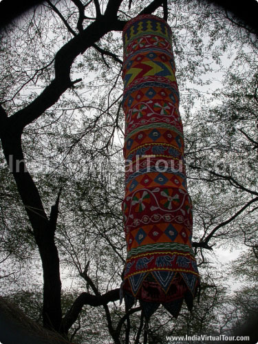 A long size hanging