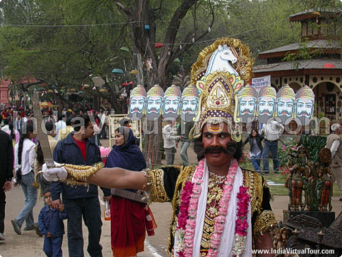 An artist posing as Ravan