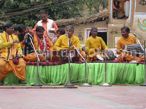 Artists from Uttar Pradesh