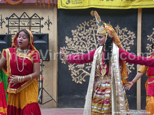 Artists from Uttar Pradesh