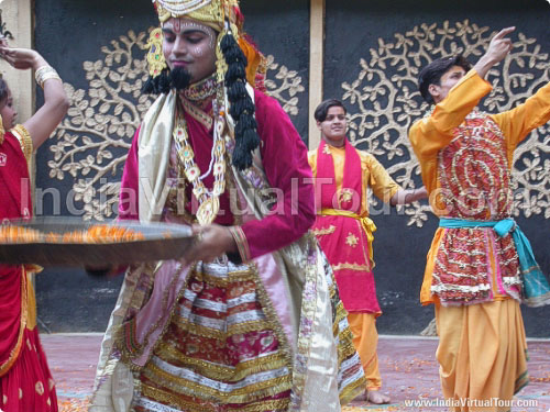 Artists from Vrindavan, Uttar Pradesh