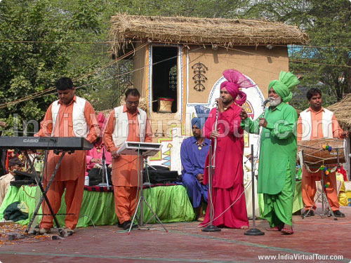 Artists of Punjab police troop