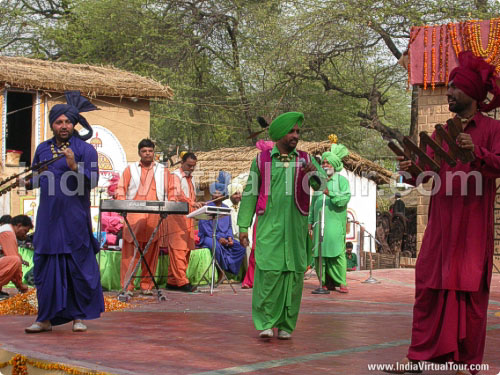 Artists of Punjab police troop
