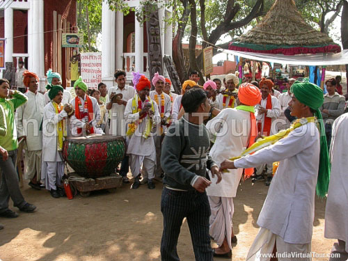 Visitors having fun with artists from Haryana State