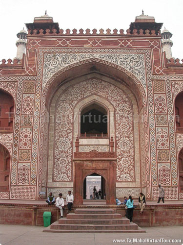 A closer view of Southern Gate of Akbar Tomb Monument Campus