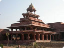 Panch Mahal, Five Storied Palace on the base of pillars only, no walls are there