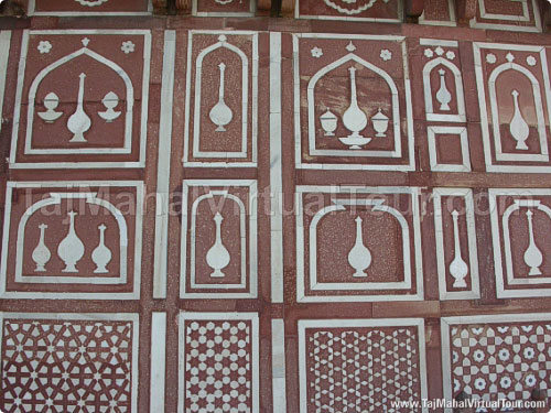 Beautiful stone inlay in Itmad-Ud-Daulah Tomb