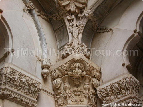 Unexplainable stone carving in Radha Swami Samathi